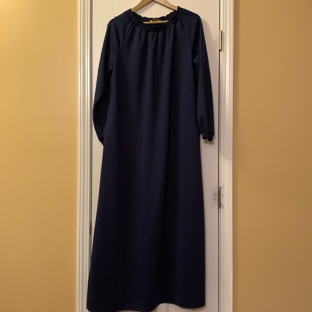 SOLD!!!   Miss Cazibe Solid Navy Long Sleeves Elastic Neckline and Wrist. 44